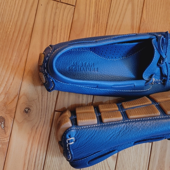 LL Bean moccasins - Picture 4 of 4